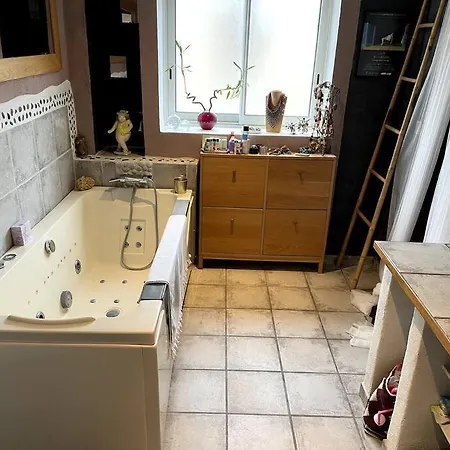 Maison Duplex Atypique Entre Terre Et Mer, Wifi Prázdninový dům *