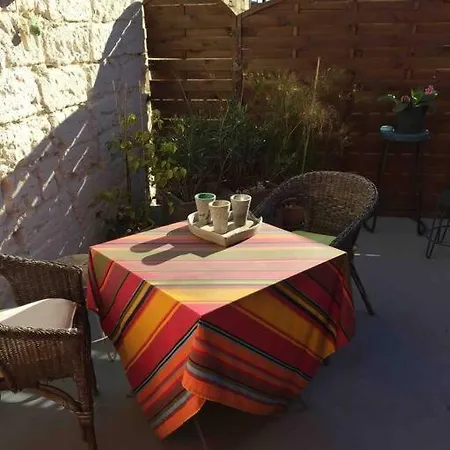 Prázdninový dům Maison Duplex Atypique Entre Terre Et Mer, Wifi